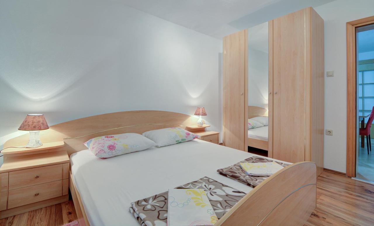 Apartments Lucia Senj 1 Eksteriør billede