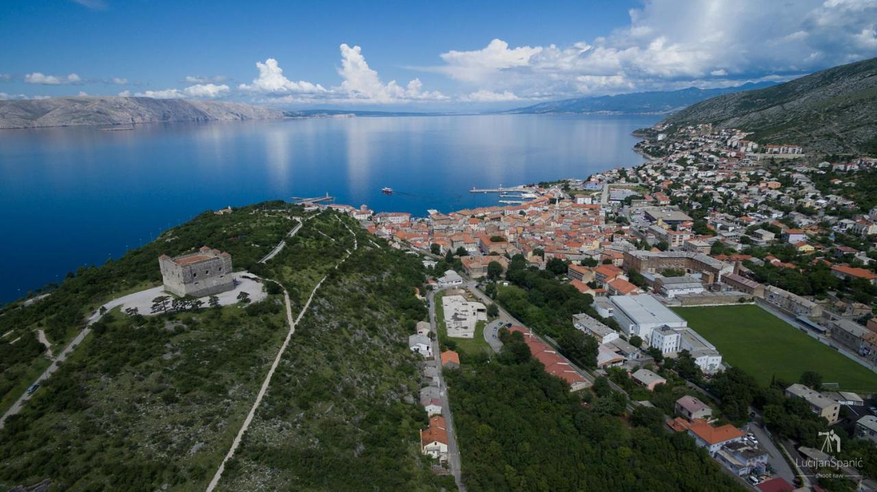 Apartments Lucia Senj 1 Eksteriør billede